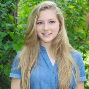 Meet your Posher, Claudia